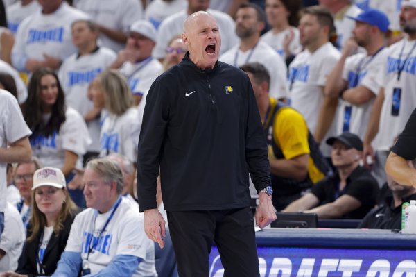 德宏信投 罚球51-40! 卡莱尔: 雷霆不断走上罚球线 这打乱了比赛节奏